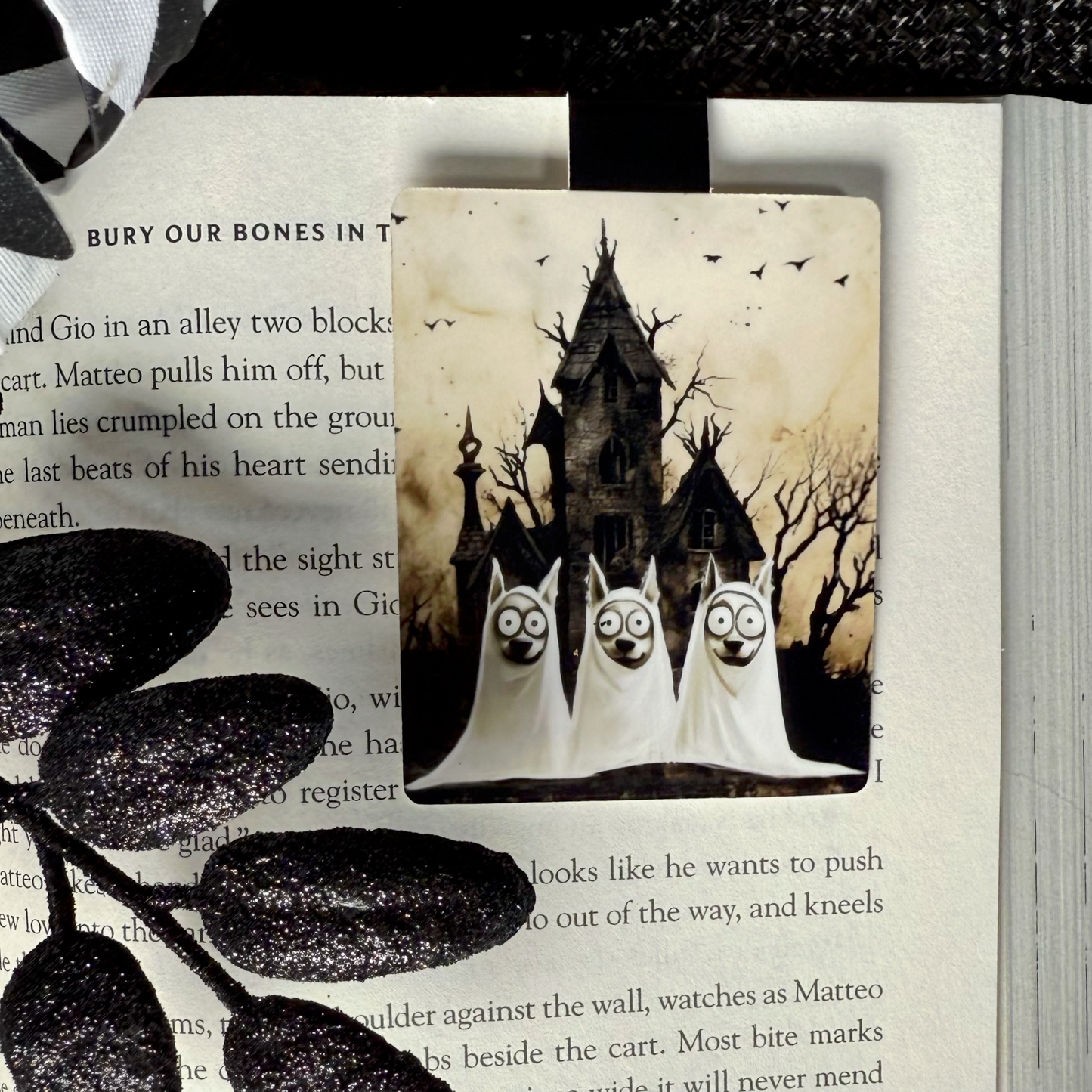 Jeezy, Creezy & Eddie 'Scaredy-Cat' Animal Ghosts Halloween Magnetic Bookmark